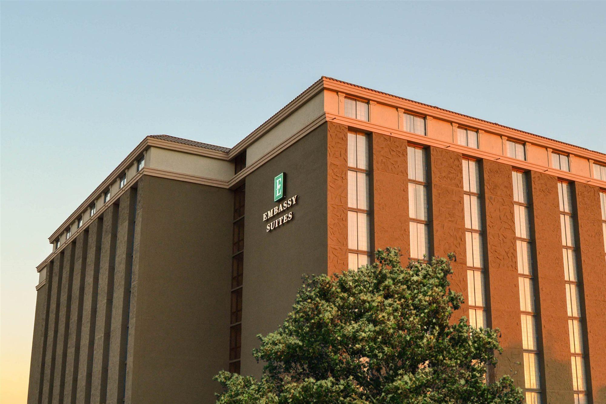 Embassy Suites By Hilton Austin Central Exteriör bild