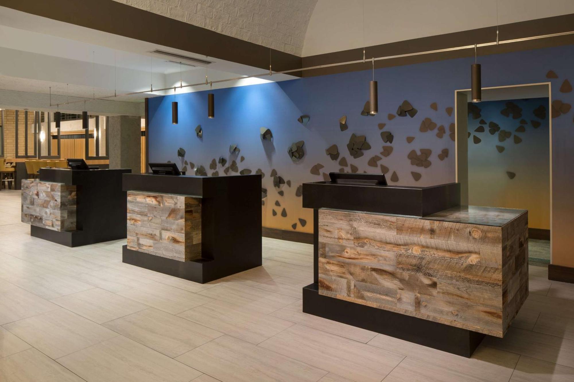 Embassy Suites By Hilton Austin Central Exteriör bild